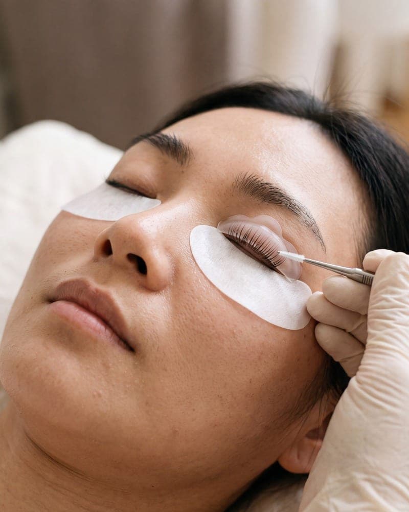 A close-up of lifted, curled natural lashes
